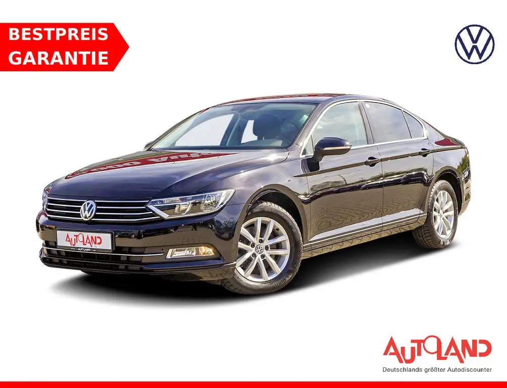 Photo 1 : Volkswagen Passat 2018 Petrol