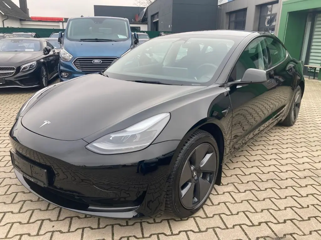 Photo 1 : Tesla Model 3 2022 Not specified