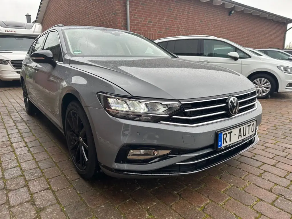 Photo 1 : Volkswagen Passat 2023 Diesel