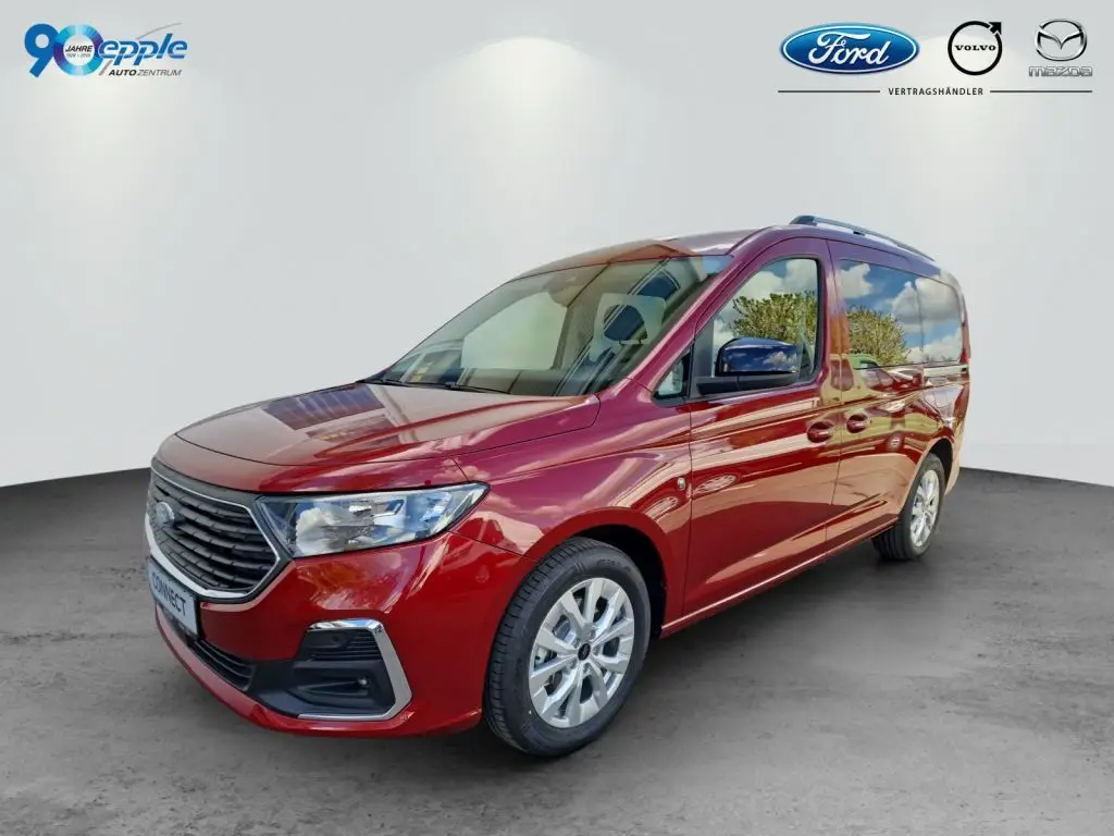 Photo 1 : Ford Grand Tourneo 2024 Essence