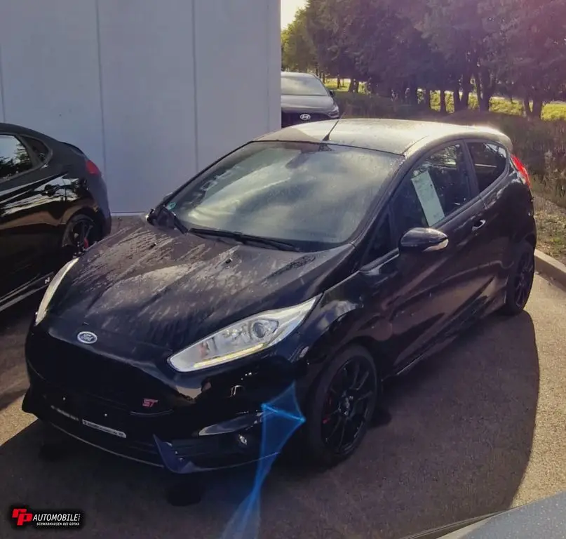 Photo 1 : Ford Fiesta 2017 Essence