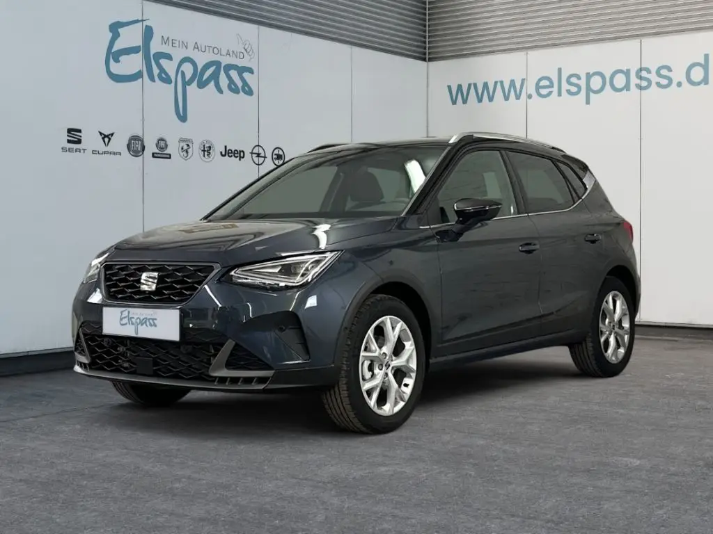 Photo 1 : Seat Arona 2024 Essence