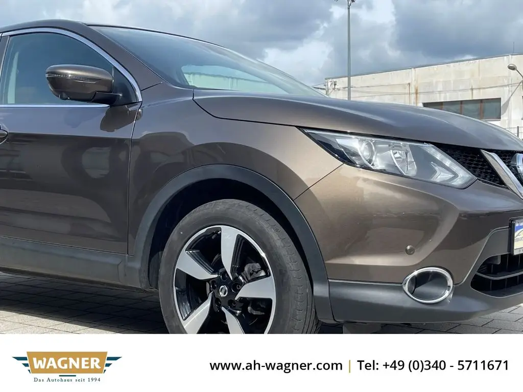 Photo 1 : Nissan Qashqai 2017 Petrol