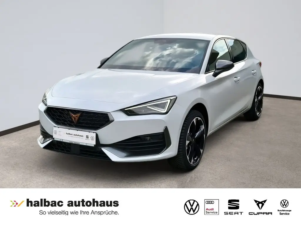 Photo 1 : Cupra Leon 2024 Petrol