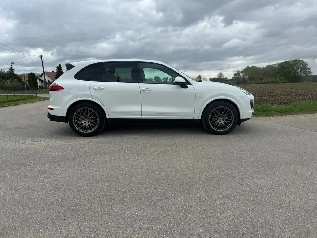 Photo 1 : Porsche Cayenne 2016 Diesel