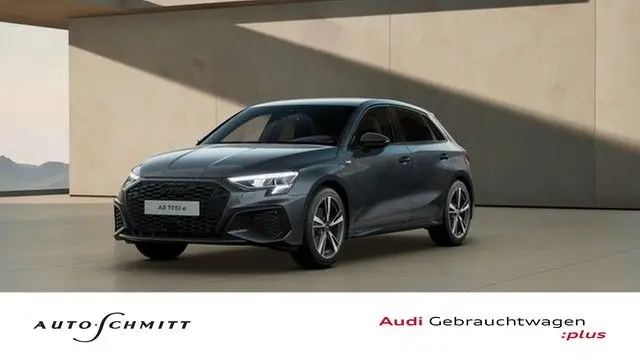 Photo 1 : Audi A3 2024 Hybride