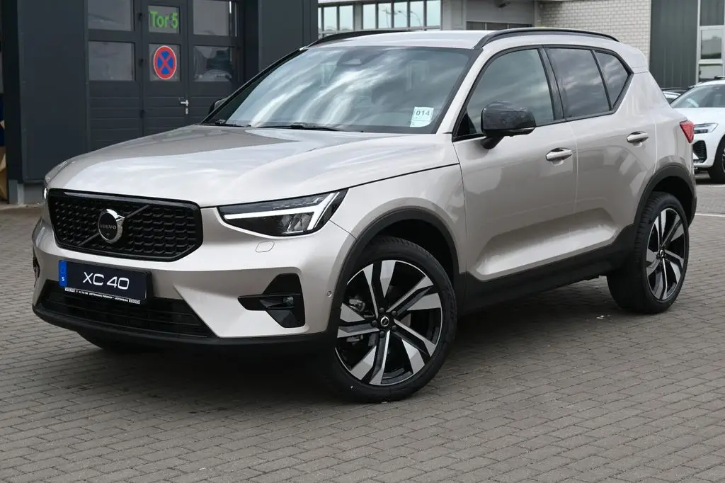 Photo 1 : Volvo Xc40 2023 Essence