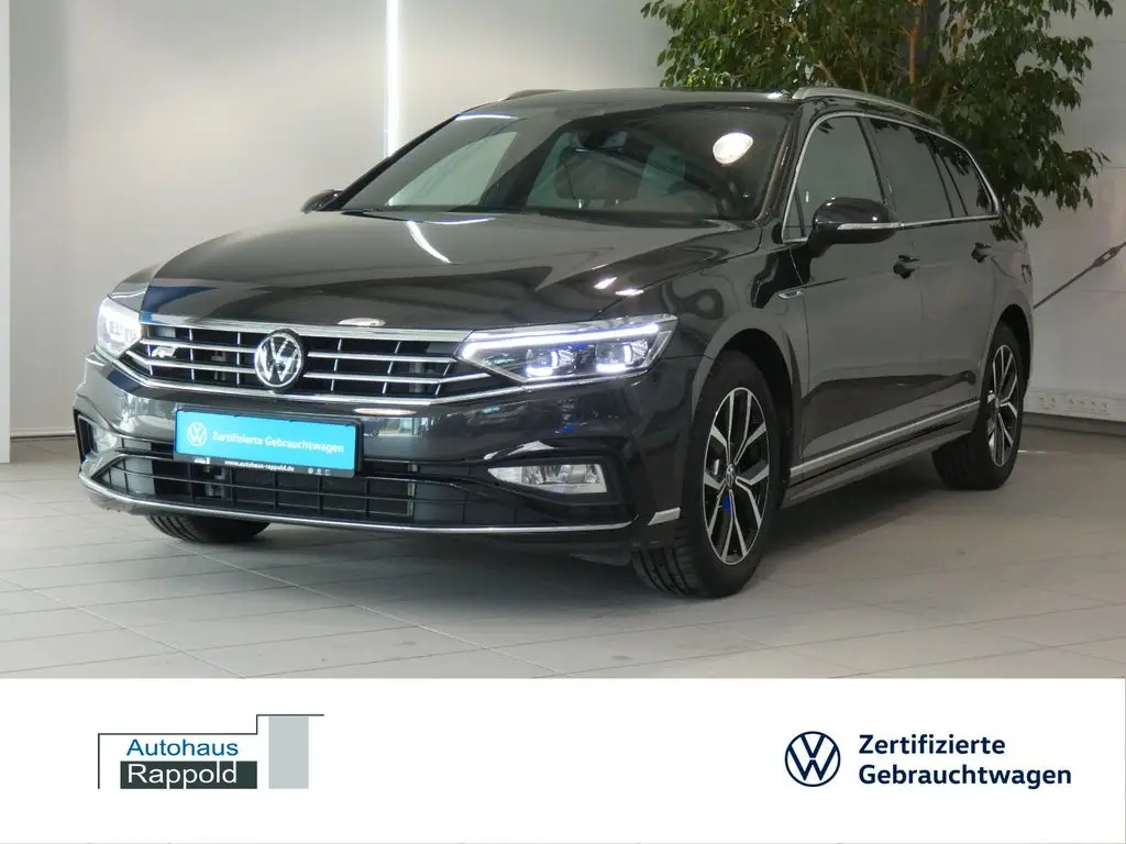 Photo 1 : Volkswagen Passat 2023 Diesel