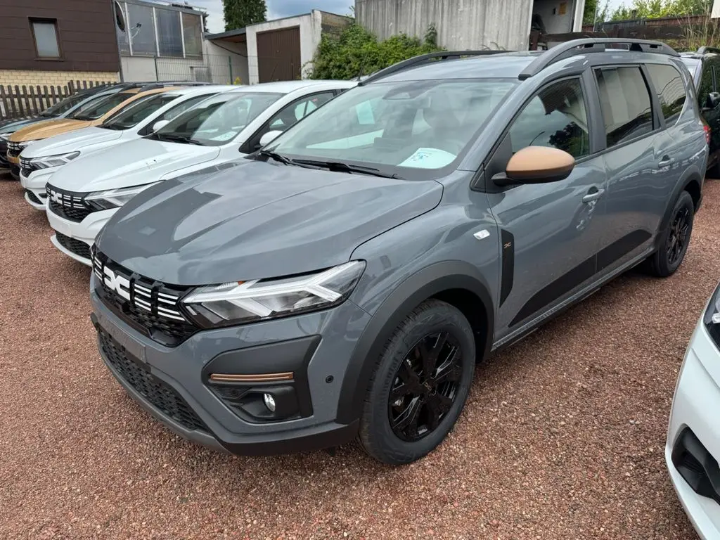 Photo 1 : Dacia Jogger 2024 Hybrid