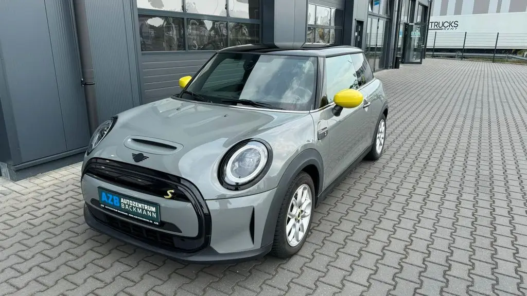 Photo 1 : Mini Cooper 2021 Non renseigné