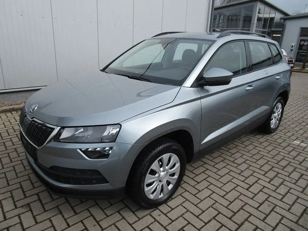 Photo 1 : Skoda Karoq 2020 Essence