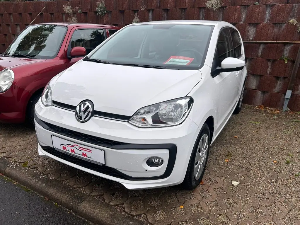 Photo 1 : Volkswagen Up! 2018 Petrol