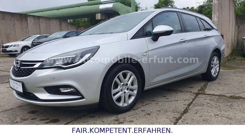 Photo 1 : Opel Astra 2019 Diesel