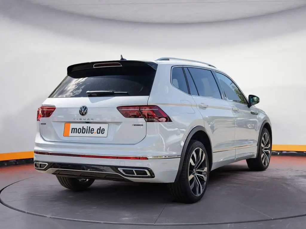 Photo 1 : Volkswagen Tiguan 2023 Petrol