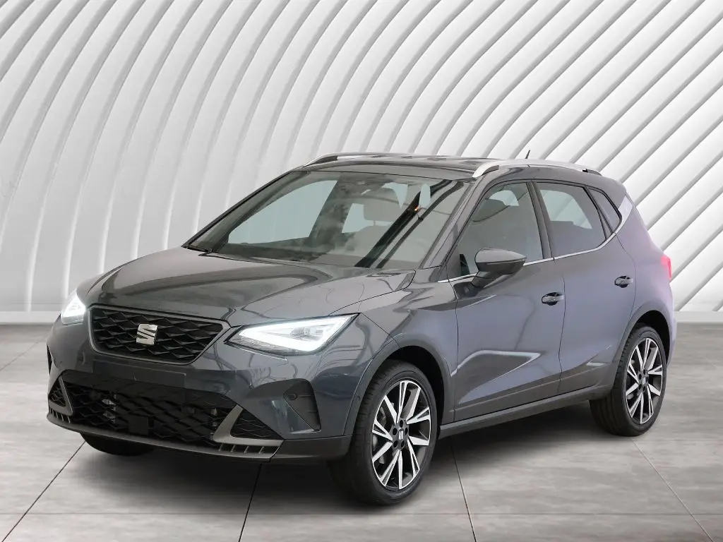 Photo 1 : Seat Arona 2024 Essence