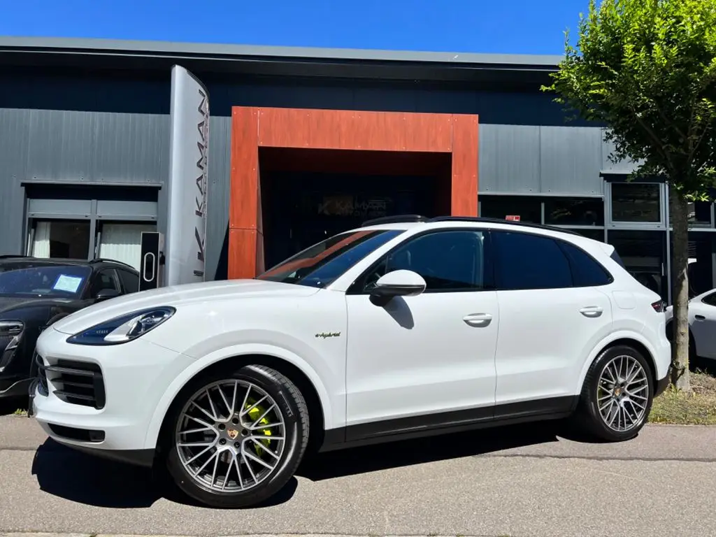 Photo 1 : Porsche Cayenne 2023 Hybrid