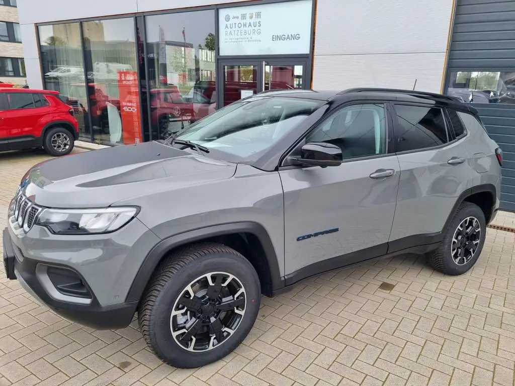 Photo 1 : Jeep Compass 2023 Hybrid