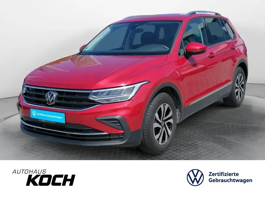 Photo 1 : Volkswagen Tiguan 2022 Essence