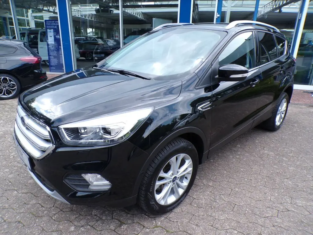 Photo 1 : Ford Kuga 2019 Essence