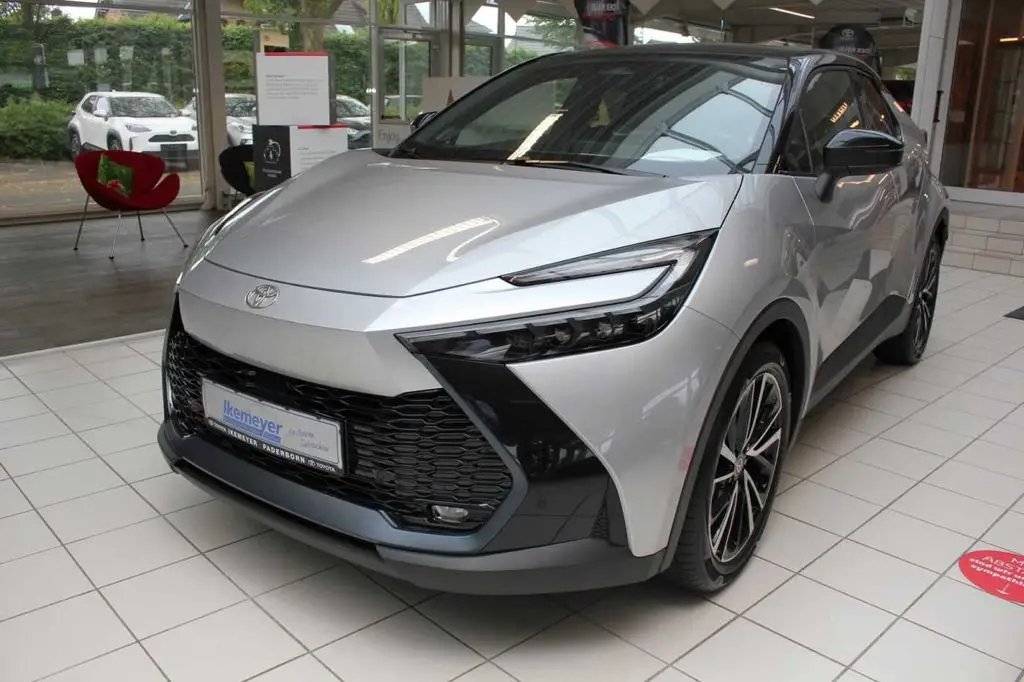 Photo 1 : Toyota C-hr 2024 Hybride