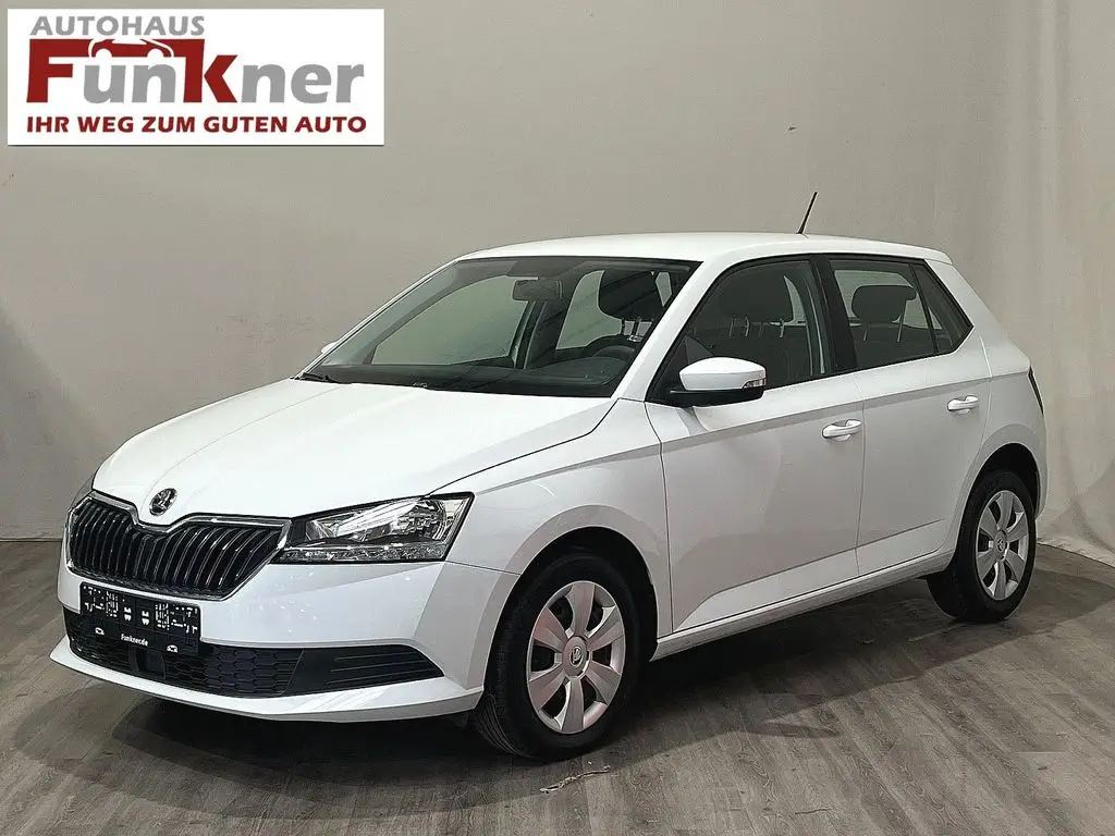 Photo 1 : Skoda Fabia 2019 Essence