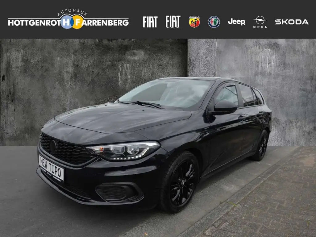 Photo 1 : Fiat Tipo 2019 Essence