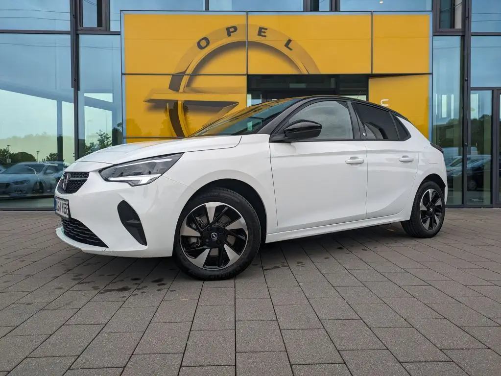 Photo 1 : Opel Corsa 2023 Non renseigné