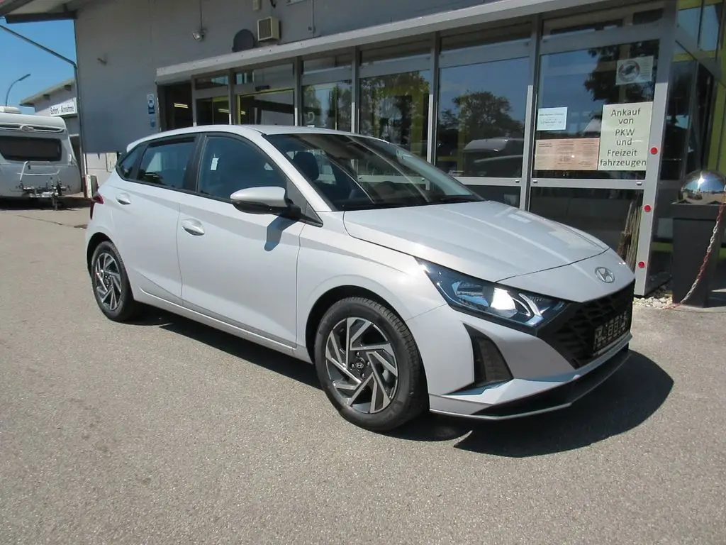 Photo 1 : Hyundai I20 2024 Petrol