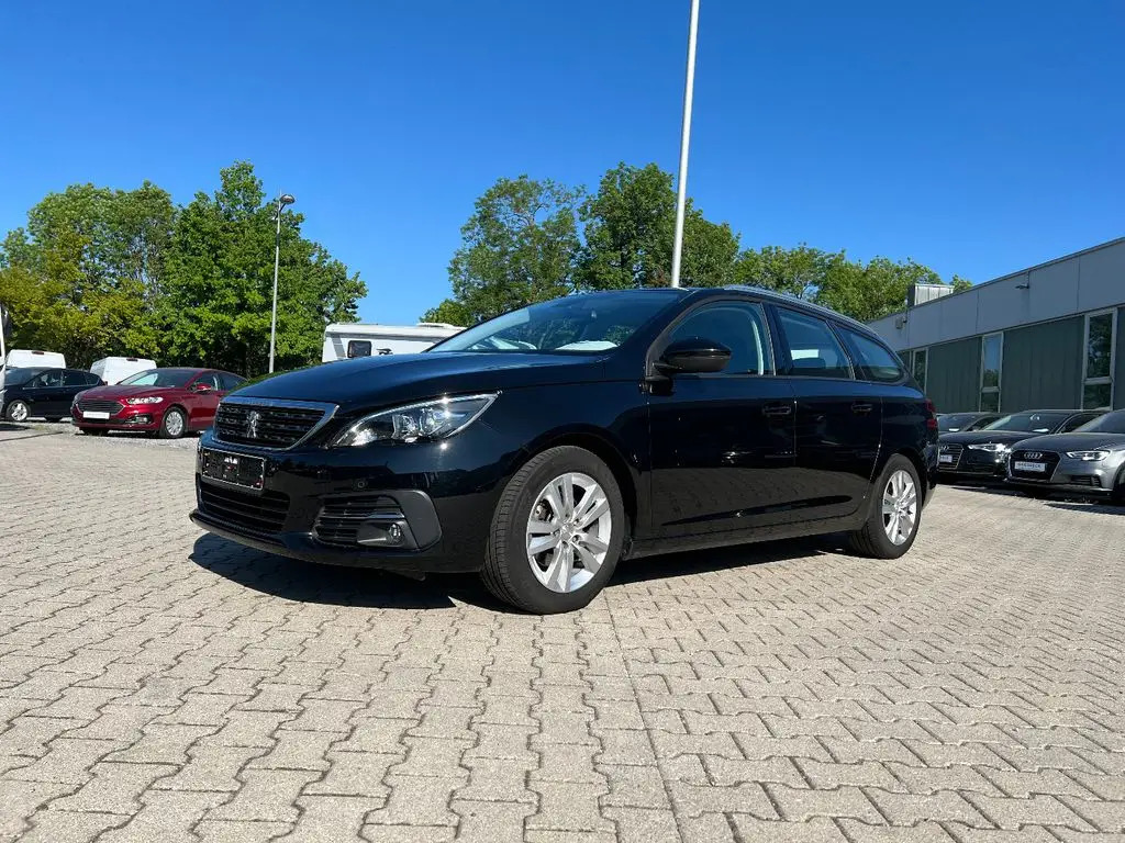 Photo 1 : Peugeot 308 2019 Diesel