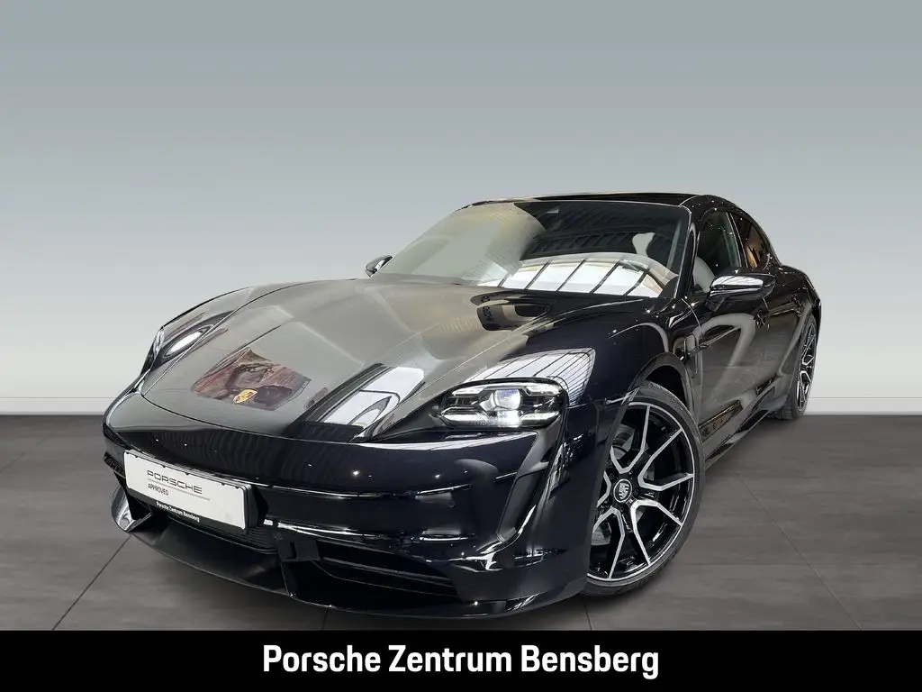 Photo 1 : Porsche Taycan 2022 Non renseigné