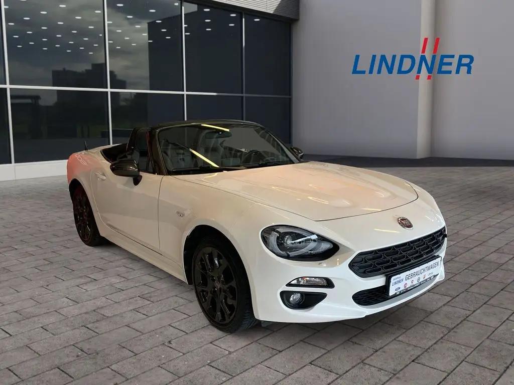 Photo 1 : Fiat 124 Spider 2019 Essence