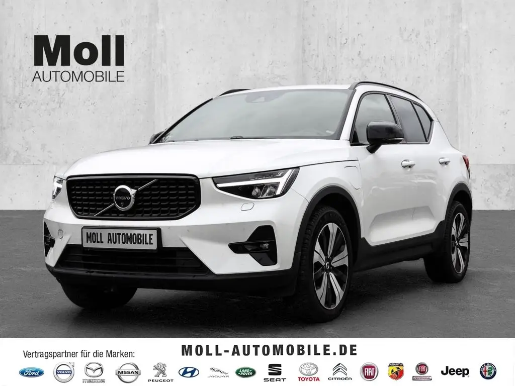 Photo 1 : Volvo Xc40 2023 Hybrid