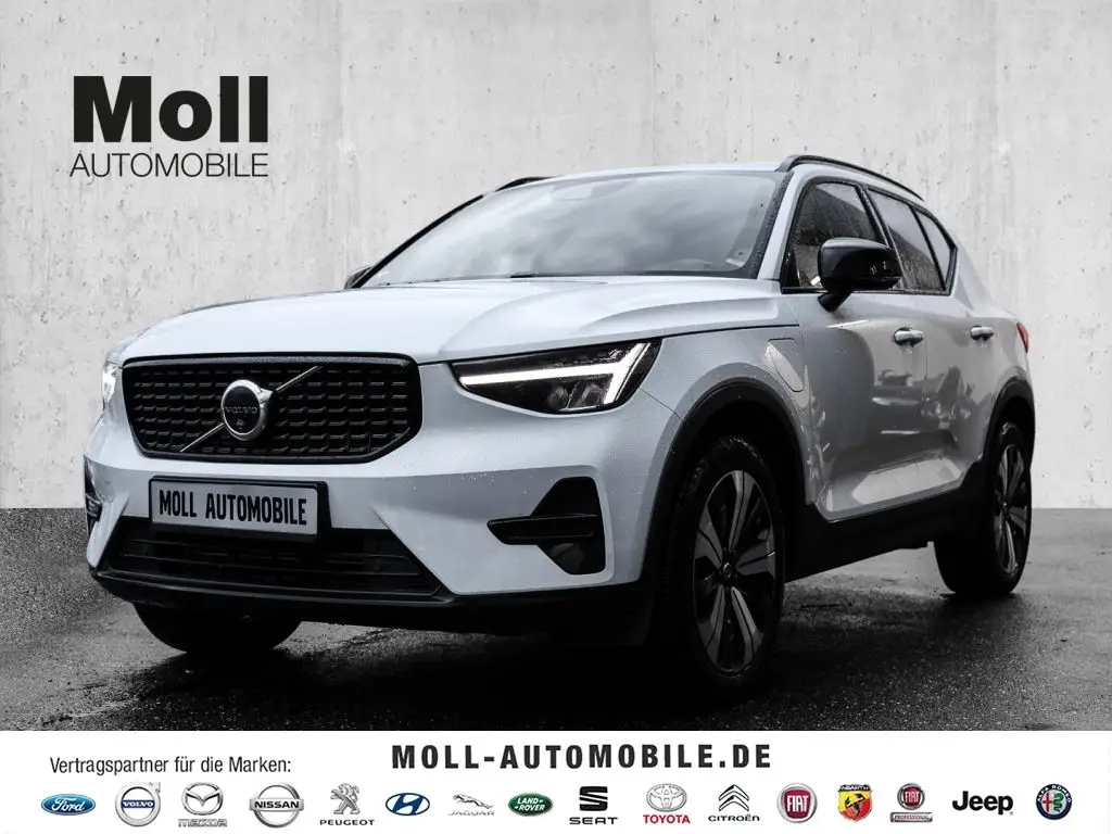 Photo 1 : Volvo Xc40 2023 Hybrid