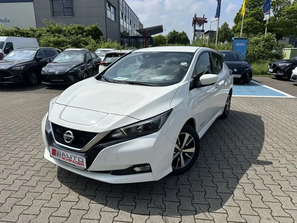 Photo 1 : Nissan Leaf 2018 Not specified