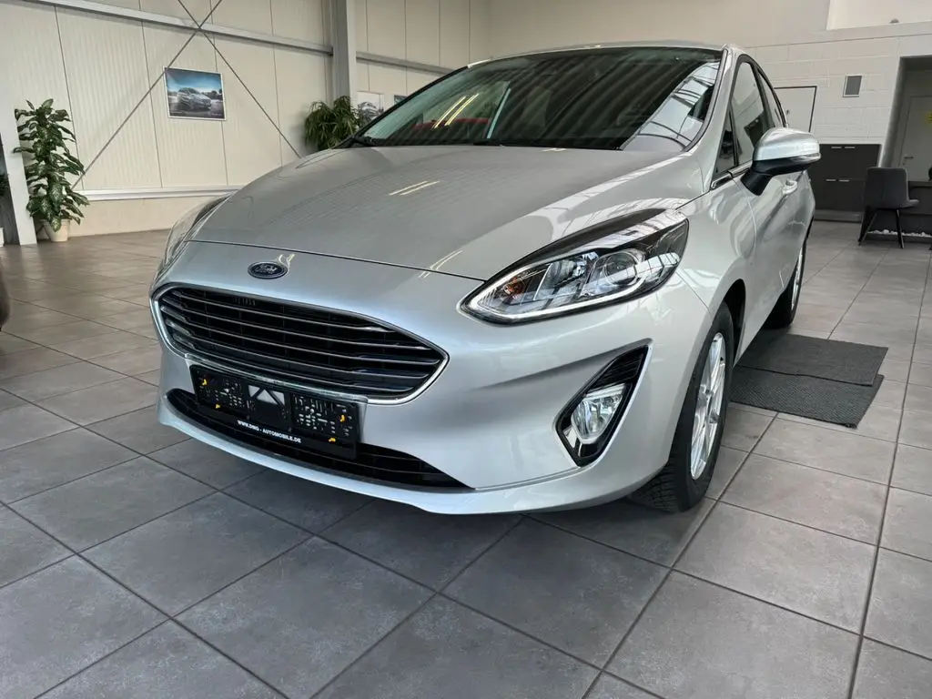 Photo 1 : Ford Fiesta 2021 Essence