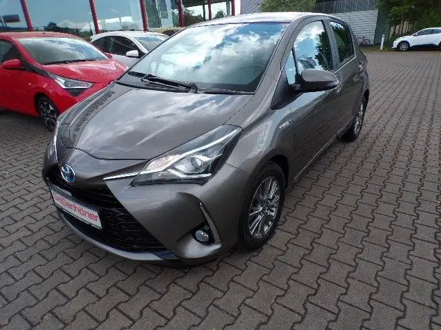 Photo 1 : Toyota Yaris 2017 Hybrid