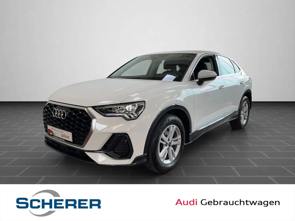 Photo 1 : Audi Q3 2021 Diesel