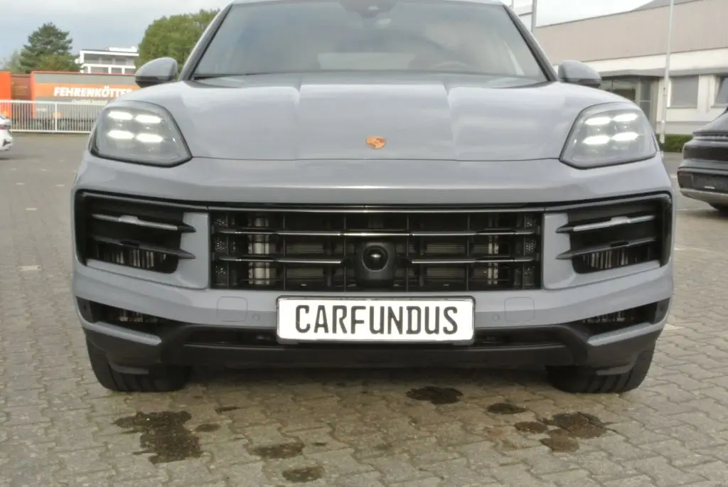 Photo 1 : Porsche Cayenne 2024 Hybrid