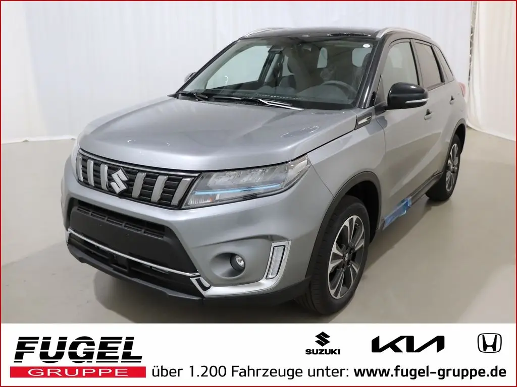 Photo 1 : Suzuki Vitara 2023 Petrol