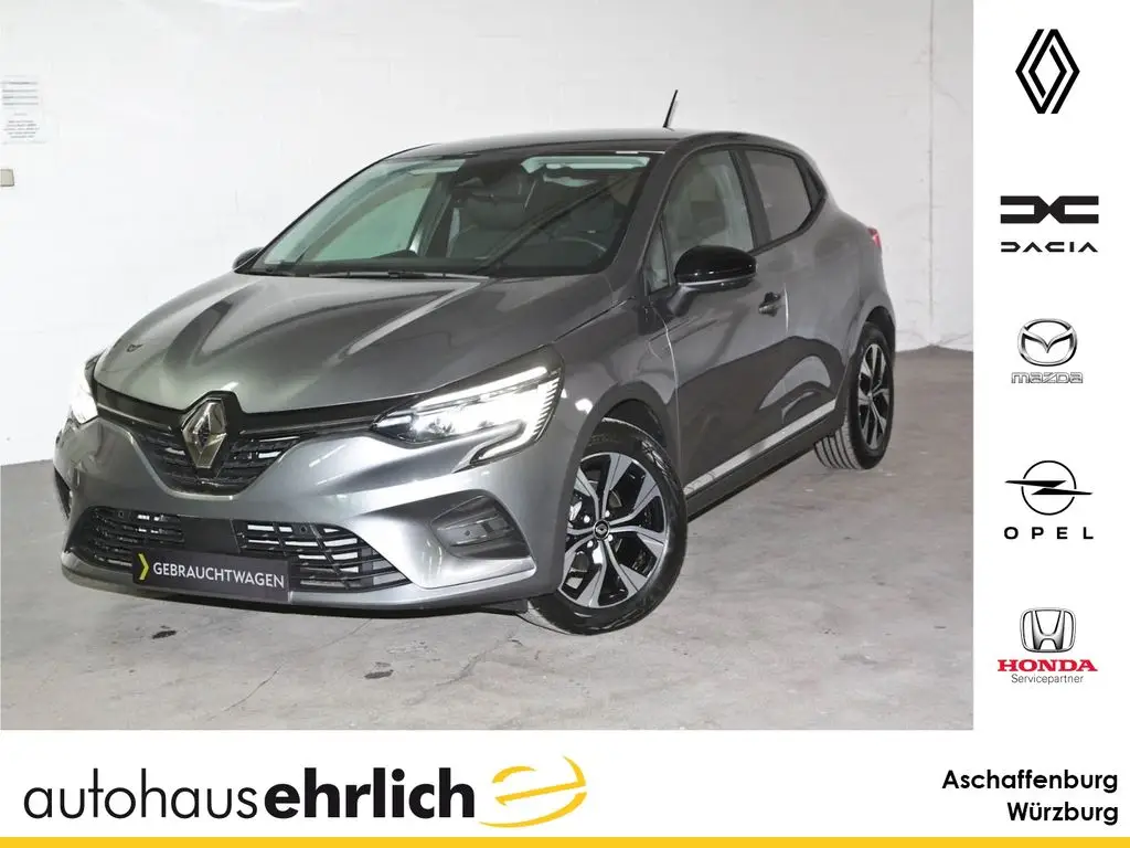 Photo 1 : Renault Clio 2024 Petrol