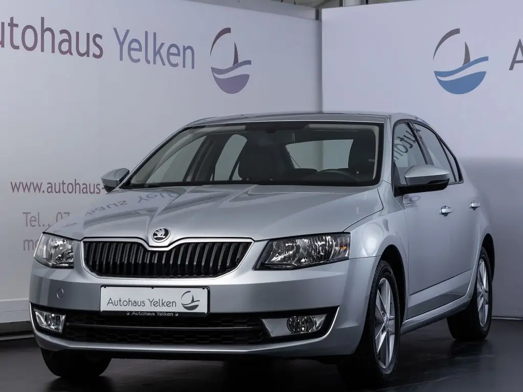 Photo 1 : Skoda Octavia 2015 Petrol