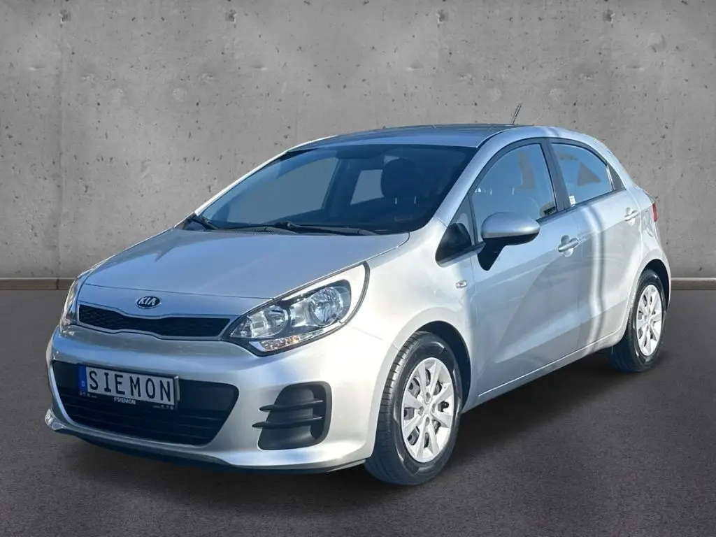 Photo 1 : Kia Rio 2016 Essence