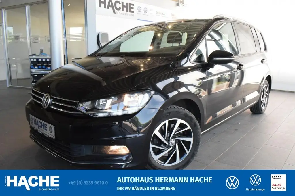 Photo 1 : Volkswagen Touran 2019 Essence