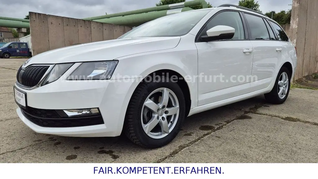 Photo 1 : Skoda Octavia 2019 Petrol