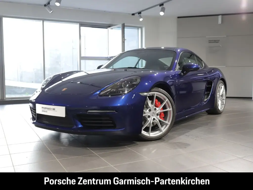 Photo 1 : Porsche 718 2022 Essence