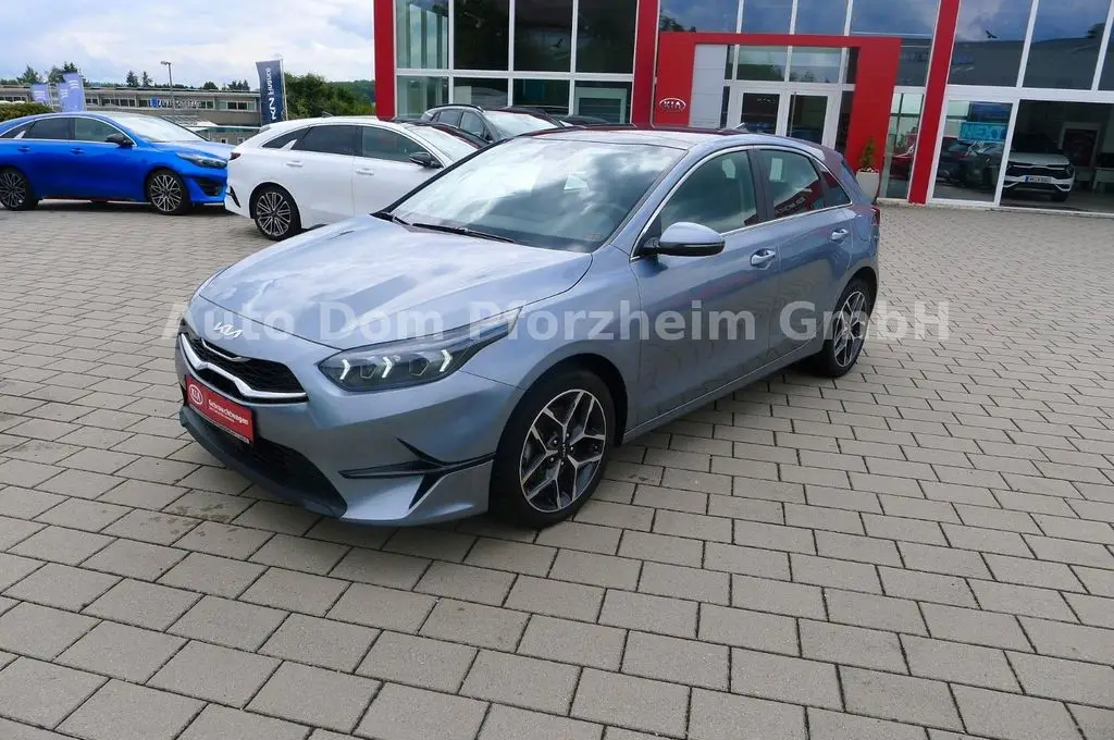 Photo 1 : Kia Ceed 2022 Hybrid