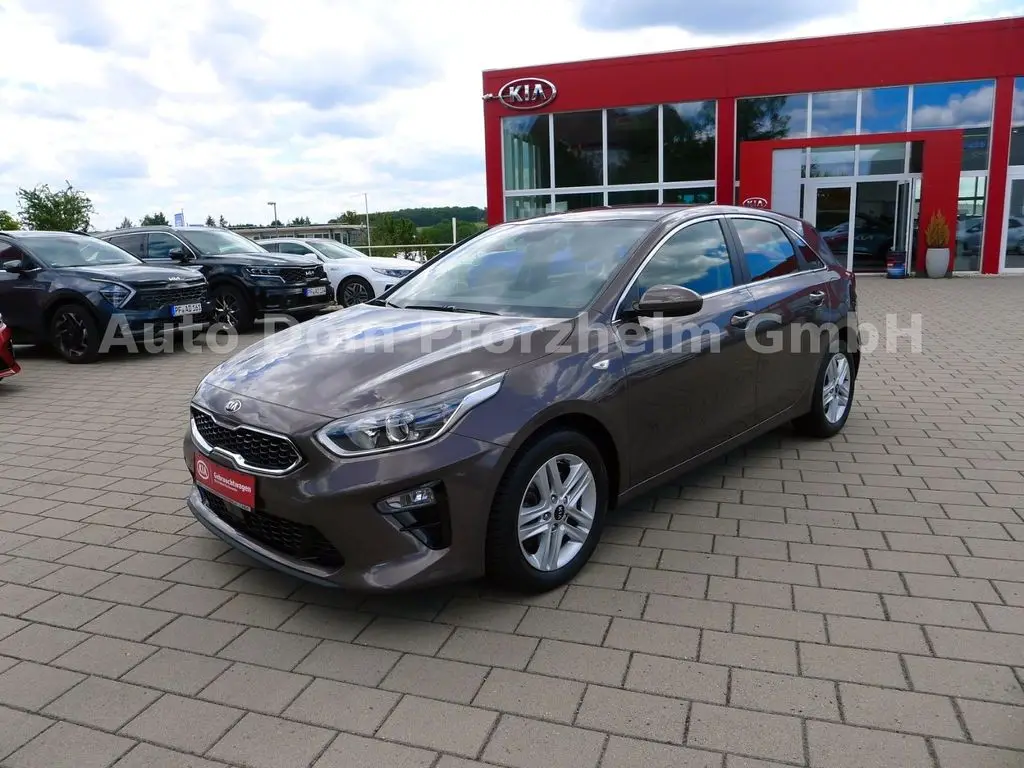 Photo 1 : Kia Ceed 2021 Hybride