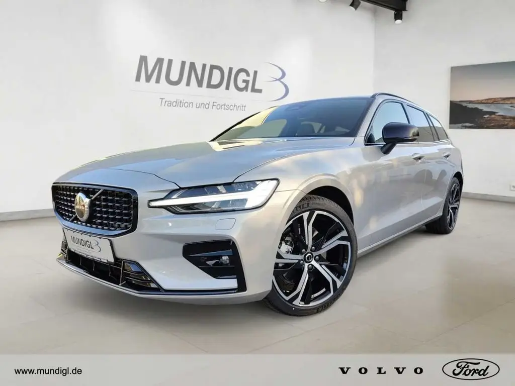 Photo 1 : Volvo V60 2023 Hybride