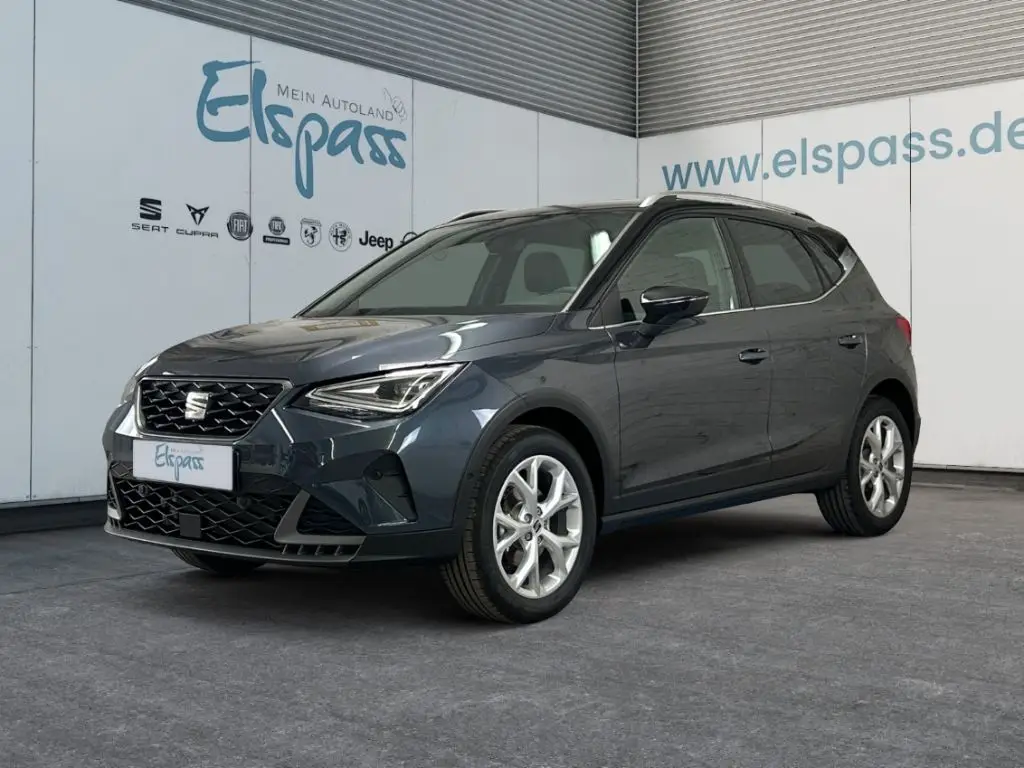 Photo 1 : Seat Arona 2024 Essence