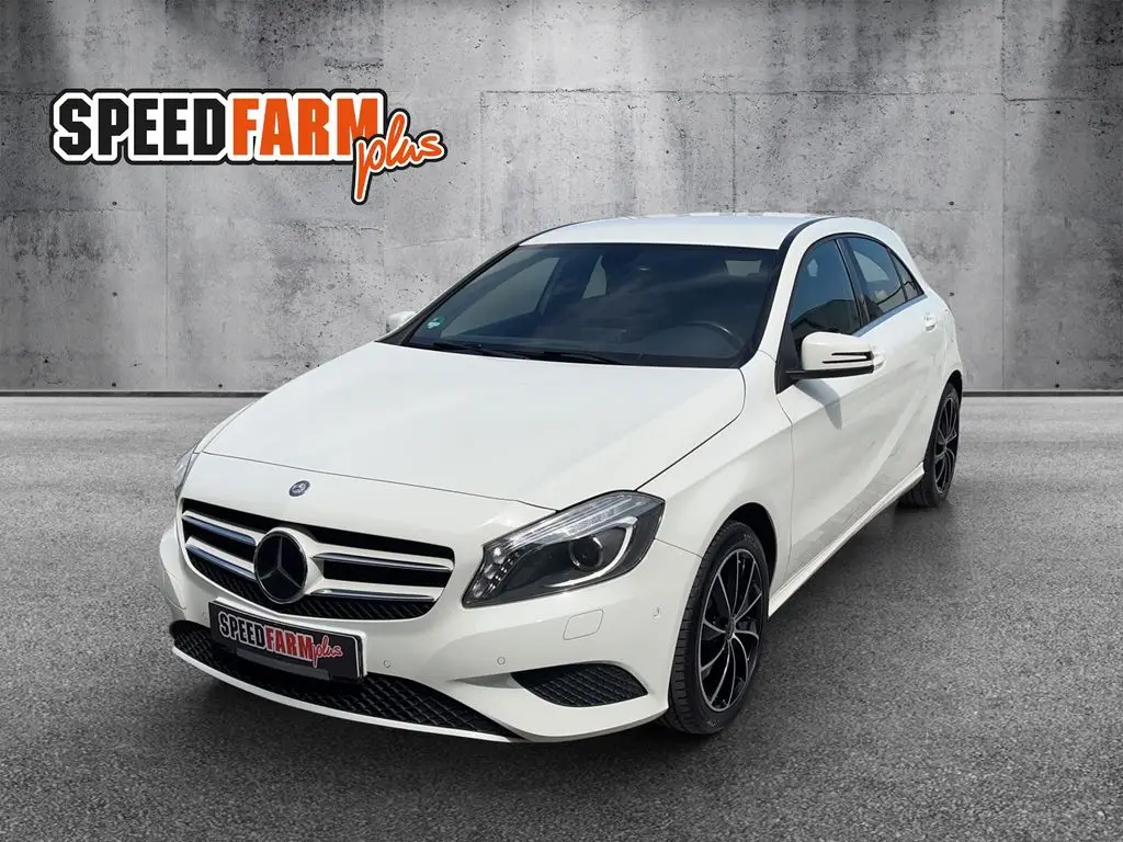 Photo 1 : Mercedes-benz Classe A 2015 Petrol